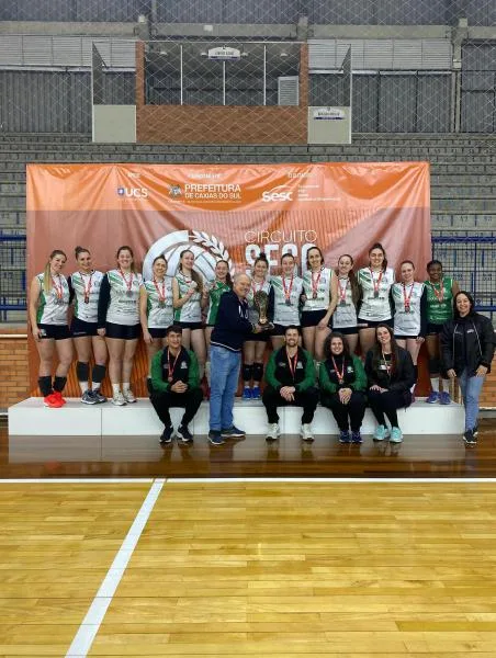 Depois do vice-campeonato no fim de semana, a AVV está entre as três melhores no geral do Circuito. (Foto: arquivo pessoal)
