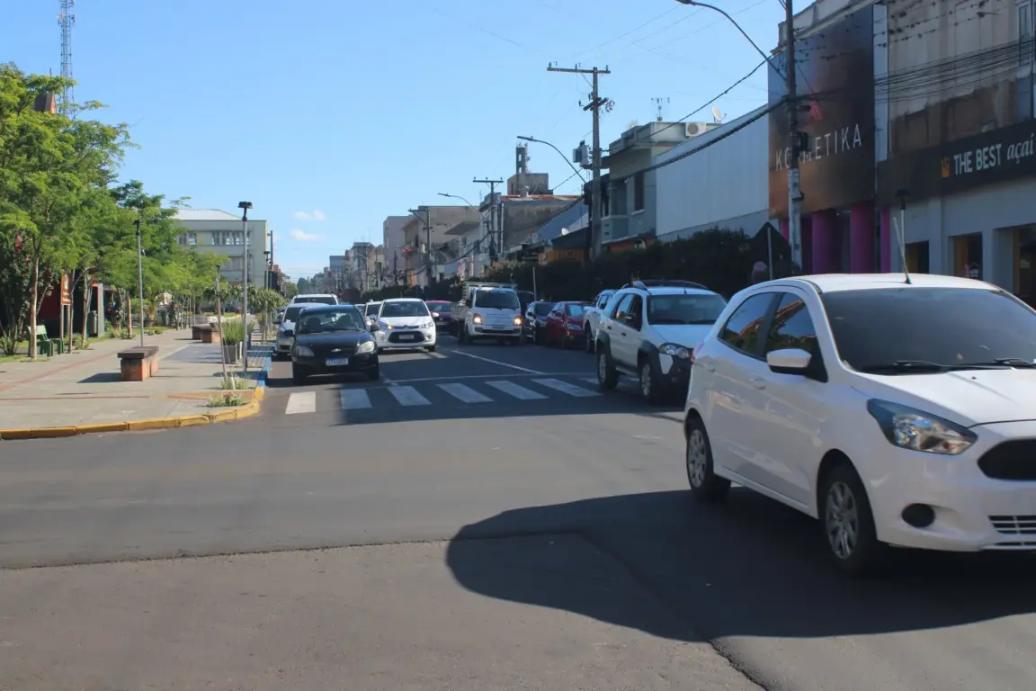 7,63% dos veículos está irregular na Capital do Chimarrão
(Foto: Leonardo Pereira)