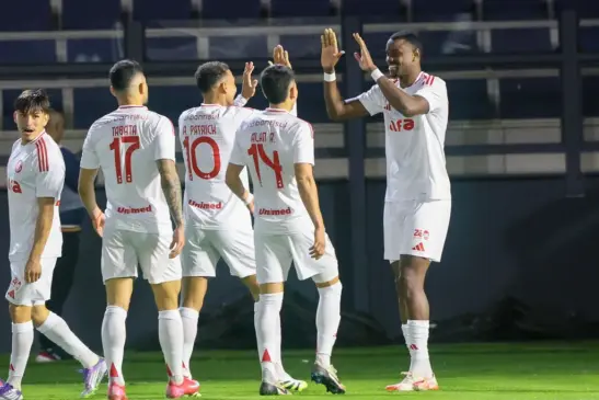  Ricardo Mathias contribuiu com dois gols na vitória do Colorado (Foto: Ricardo Duarte/Internacional)