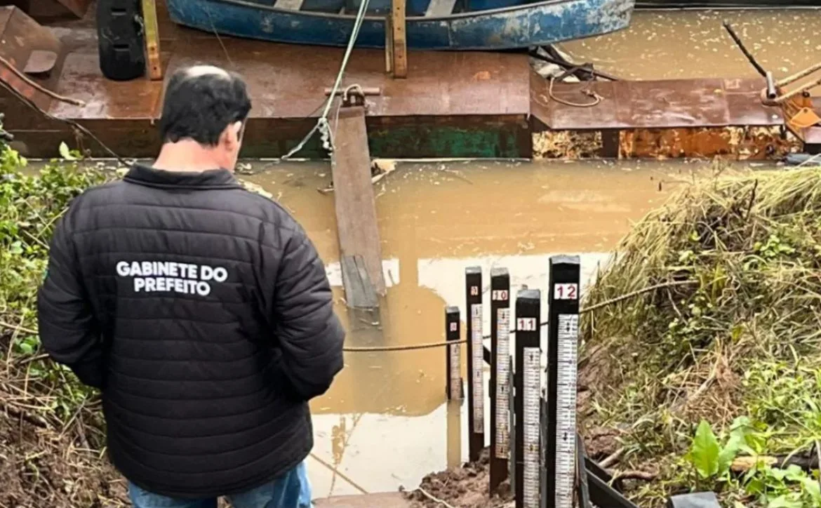 Monitoramento no Rio Taquari (Foto: Prefeitura de Venâncio Aires/Divulgação)