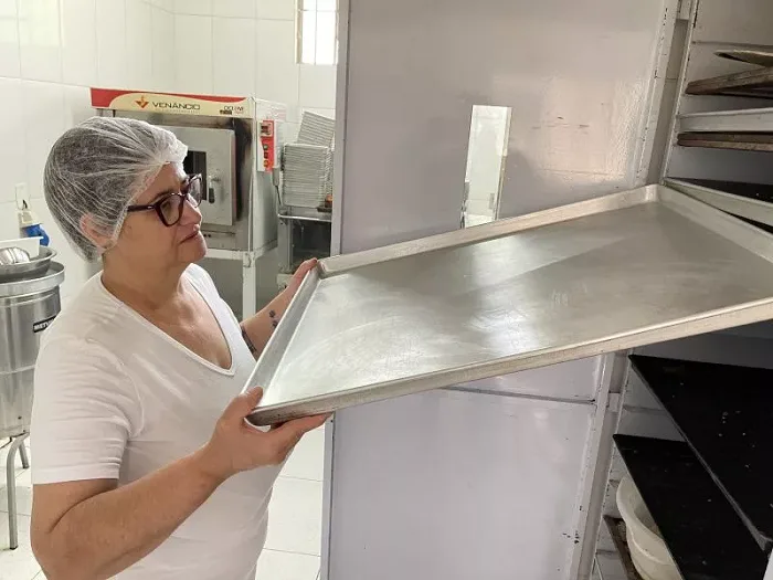Ledi Maggioni tem agroindústria e café colonial em Linha Arroio Grande (Foto: Débora Kist/Folha do Mate)