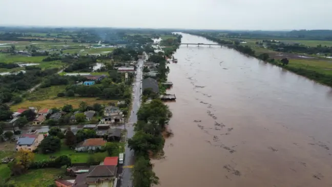 Rio Taquari pode atingir cota de inundação em Mariante. (Foto: Renan Zarth/Terra FM)