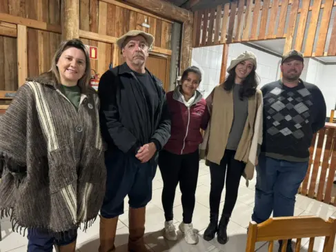 Estela Ferreira, Elton Manganelli, Bruna Dias, Camila Ferreira Klafke e Rodrigo Schuh integram a gestão (Foto: Divulgação)