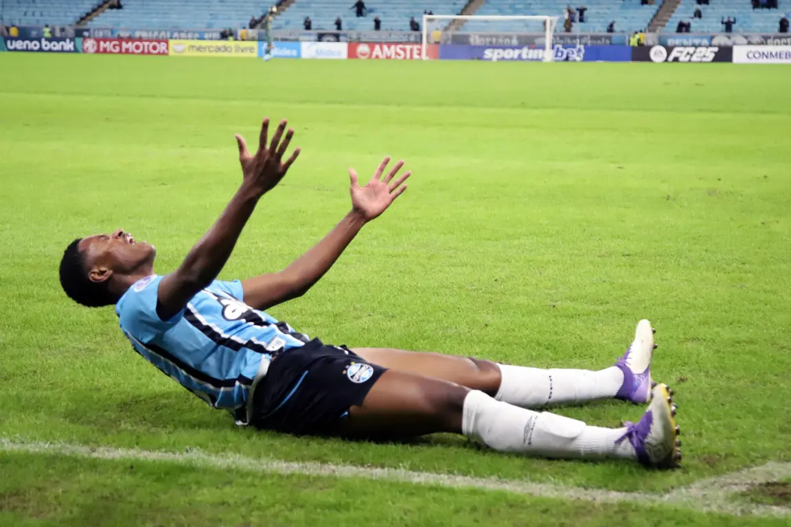 Riquelme fez o gol da vitória (Foto: Divulgação/X Copa Sudamericana)