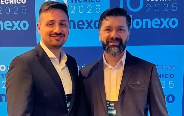 O administrador Fernando Siqueira e o presidente Marcelo Farinon participaram do evento. (Foto: AI HSSM)