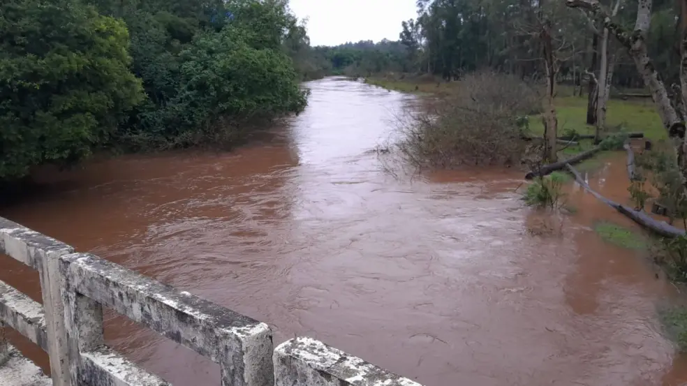 Arroio Castelhano está com alto volume de água (Foto: Alvaro Pegoraro)