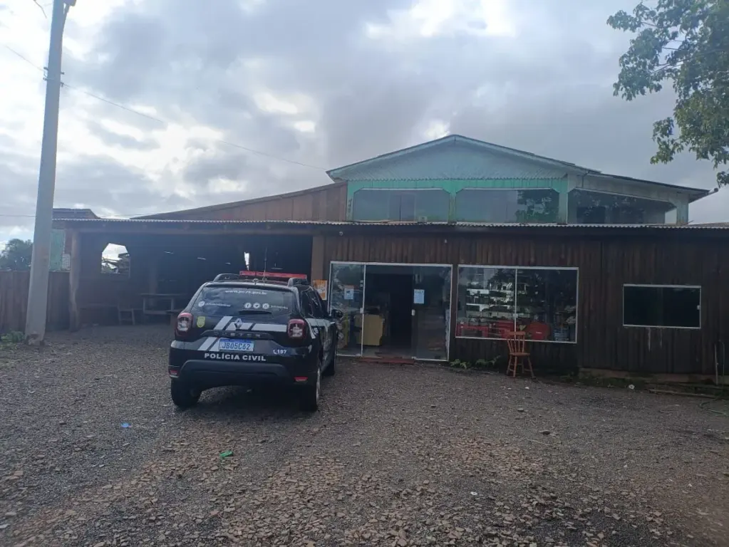 Prisão aconteceu na manhã desta sexta-feira (Foto: Polícia Civil)