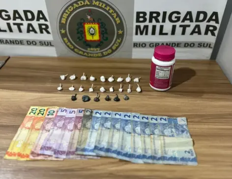 Homem foi detido no bairro Gressler (Foto: Brigada Militar/Divulgação)