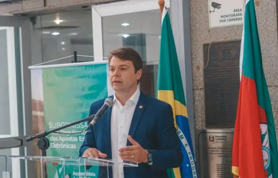 deputado marcus vinicius