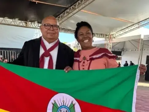 Edison e Rosângela Aquino conquistaram o bicampeonato na dança gaúcha de salão, na categoria Xiru (Foto: Divulgação)