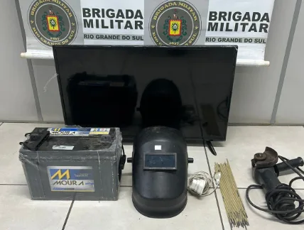 Objetos foram apreendidos pela Brigada Militar (Foto: Brigada Militar/Divulgação)