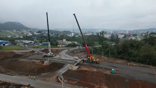 Estrutura foi erguida com rapidez