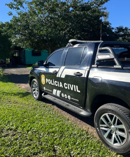 Indivíduo de 29 anos foi preso no bairro Battisti (Foto: Polícia Civil/Divulgação)