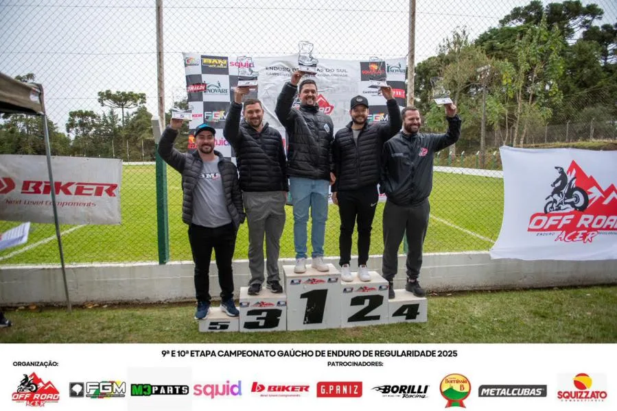 No Gauchão Sub-15, o Guarani soma três pontos após a vitória na estreia no Edmundo Feix, pelo placar de 3 a 0 diante do Aimoré. O resultado positivo contra o Cruzeiro, de Santiago, neste sábado, garante a classificação antecipada do Rubro-negro para a fase oitavas de final. (Foto: Leandro Osório/Divulgação)
