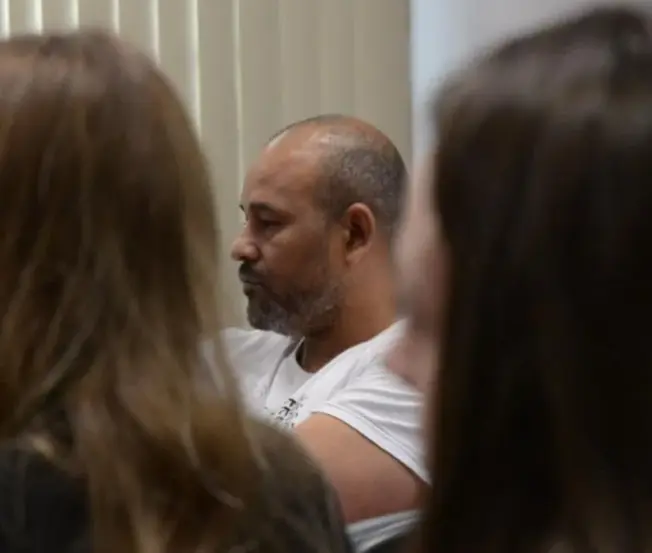 Em plenário, Arlei negou a autoria dos três crimes (Foto: Alvaro Pegoraro)