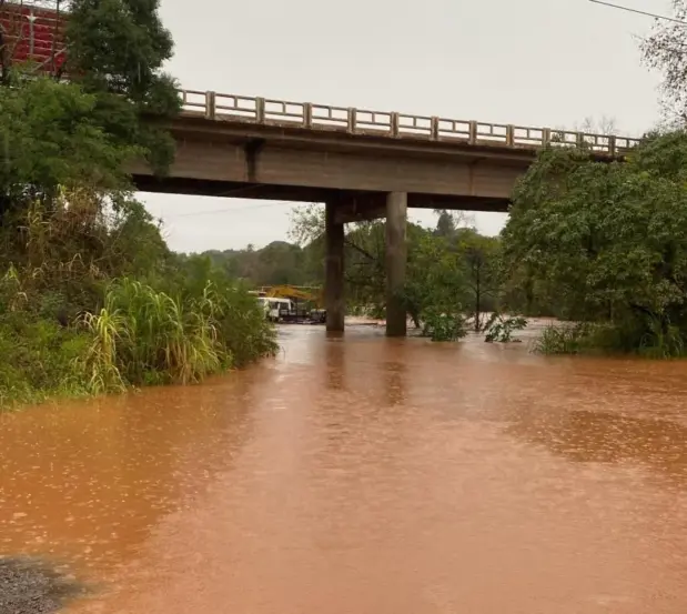 Acesso a Linha Conceição e Palanque Pequeno