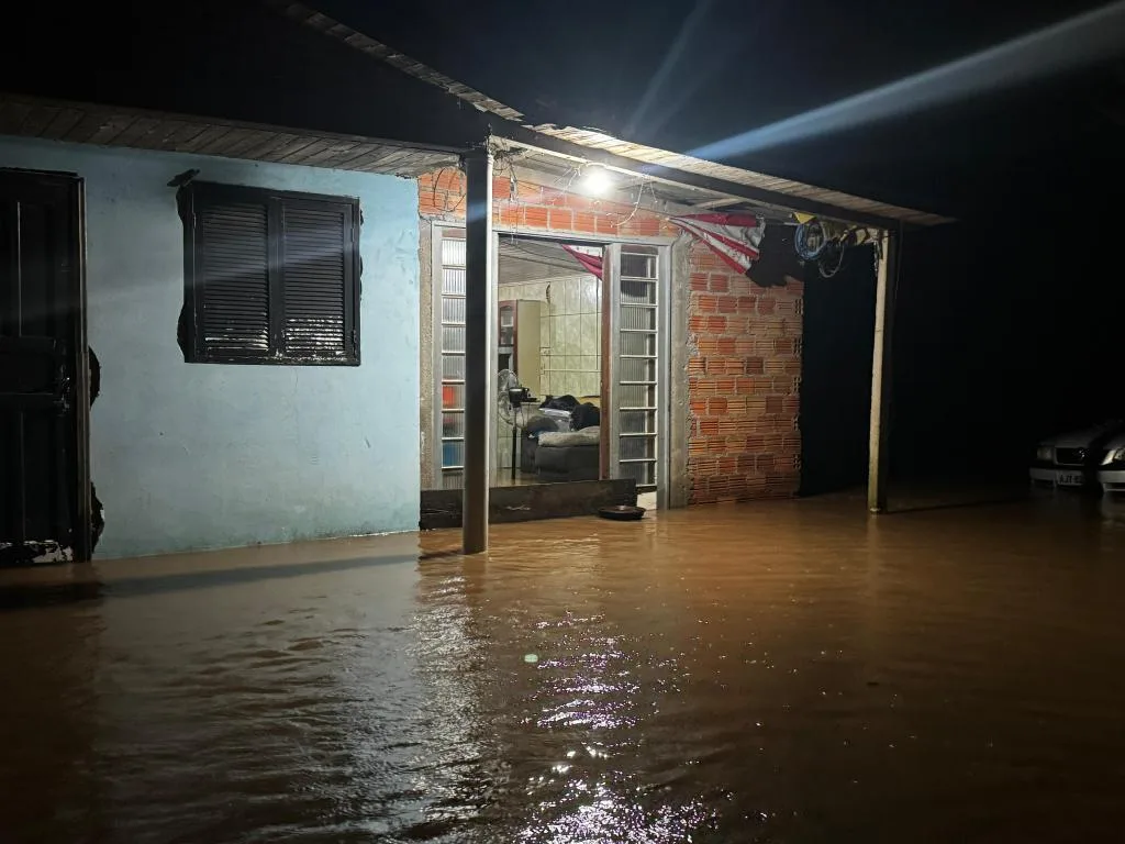Em Passo do Sobrado, casas foram alagadas
