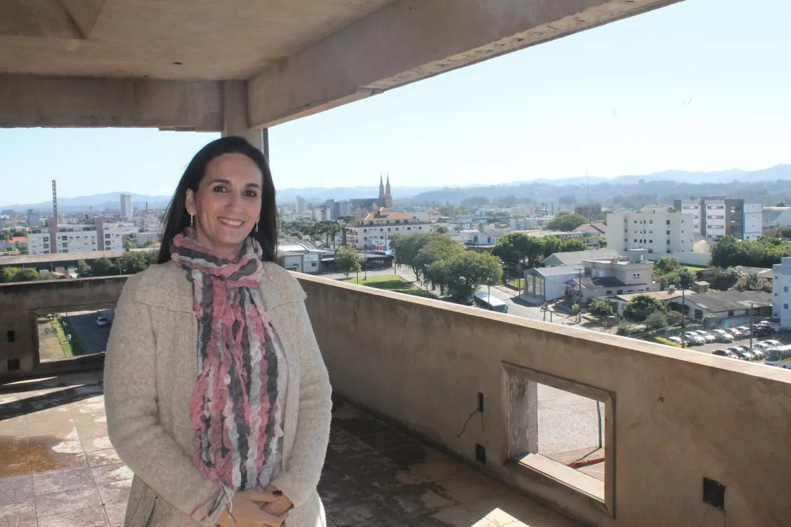 Suzana recebeu reportagem no imóvel