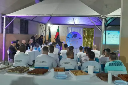 Formatura reuniu mais de 40 alunos Crédito: Álvaro Pegoraro