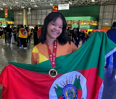 Beatriz Ribeiro dos Santos, de 19 anos, representou o estado pelo Senac Santa Cruz do Sul (Foto: Divulgação/ Reprodução Senac)