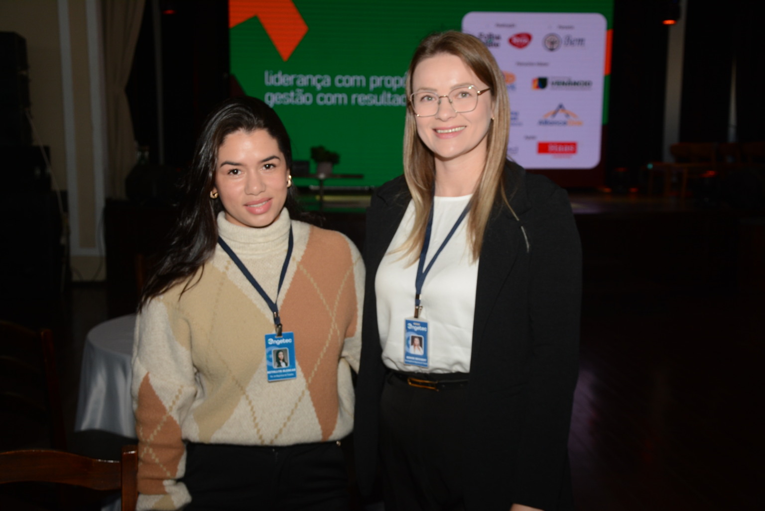 Kethllyn Alencar  e Denise Reichert (Engetec)