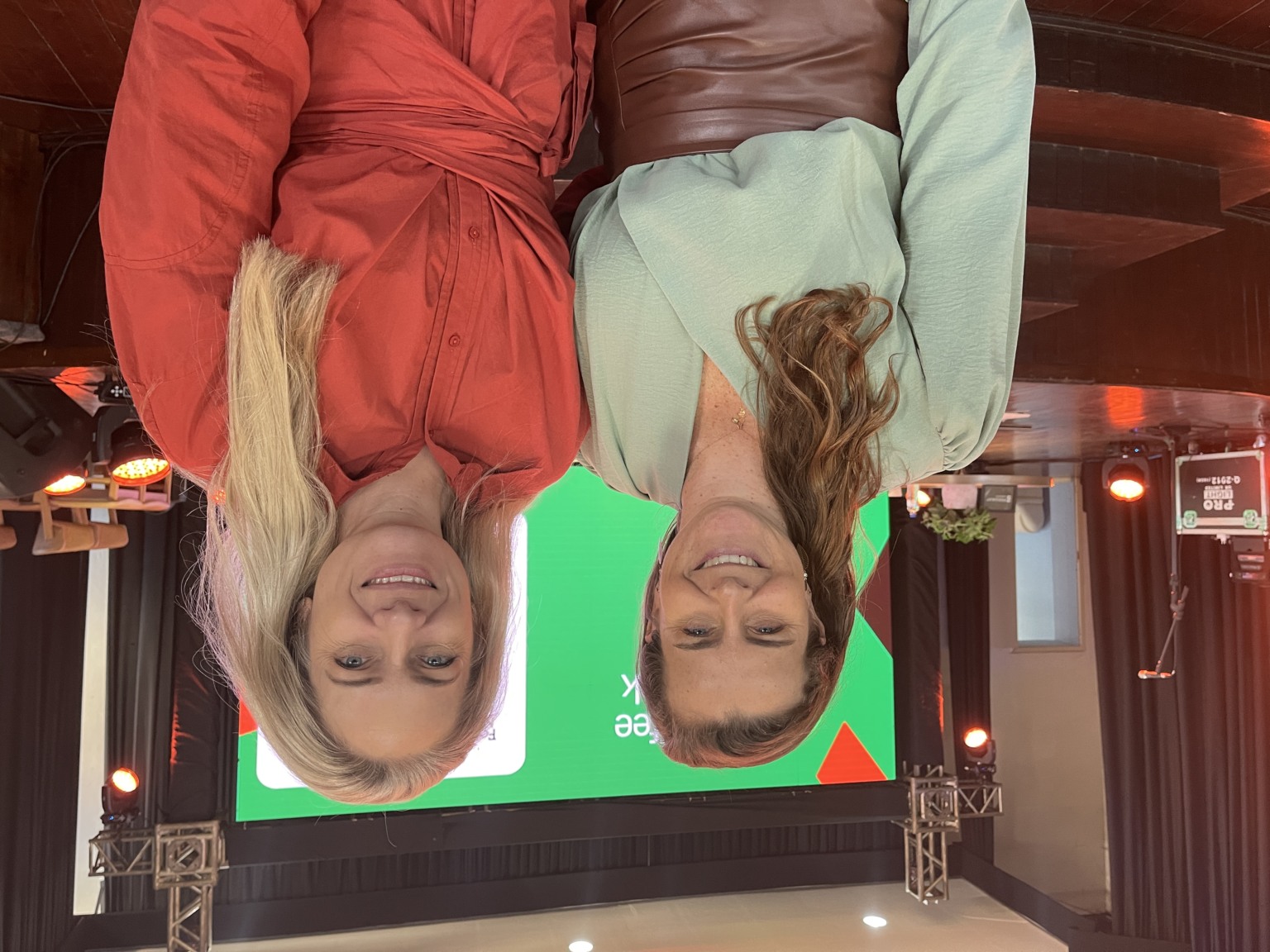  Cristina Quatke e Eliana Isabel Stulp Kroth (Sinditabacos)