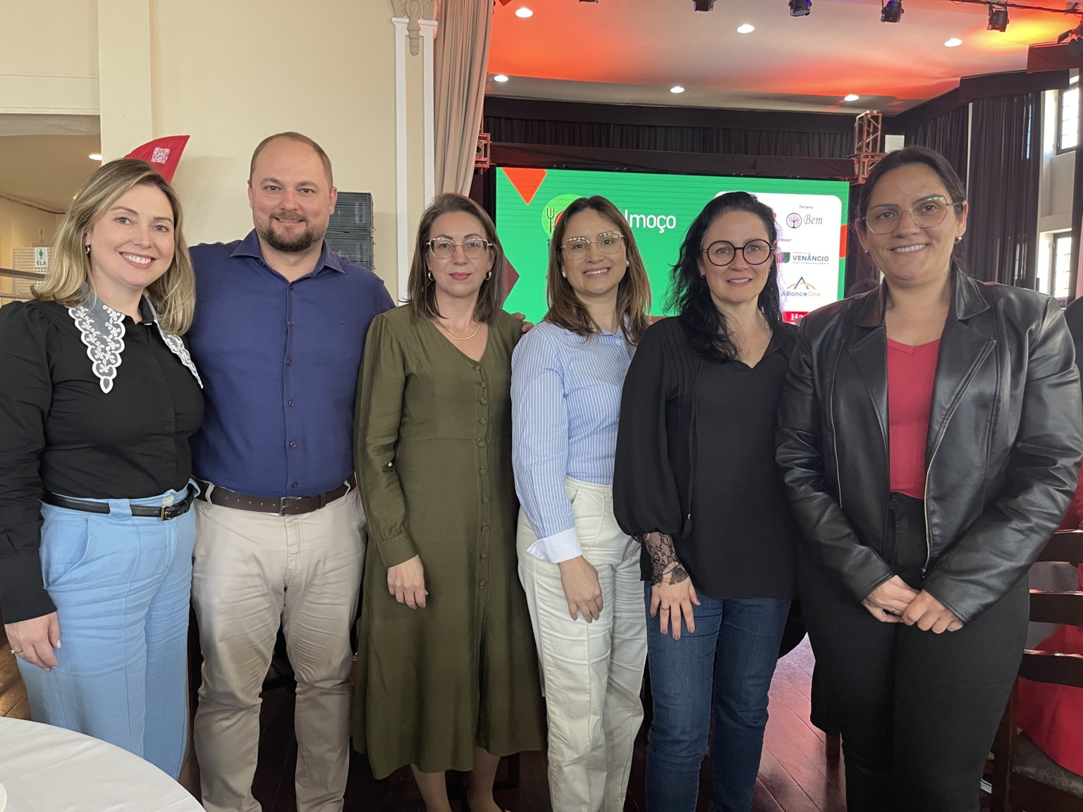 Daiana Nervo, Tiago Quintana, Juliana Marcuzzo, Marinete Bortoluzzi, Luciana Bortolanza e Deizimara Souza (Prefeitura de Venâncio Aires)