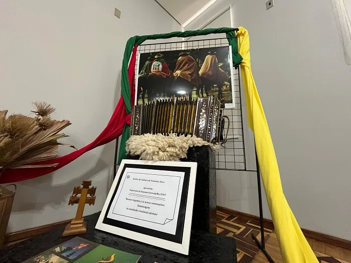 Gaita remete ao ‘Grande Rodeio Coringa’, temática estadual deste ano (Foto: Júnior Posselt/Folha do Mate) Gaita remete ao ‘Grande Rodeio Coringa’, temática estadual deste ano (Foto: Júnior Posselt/Folha do Mate)