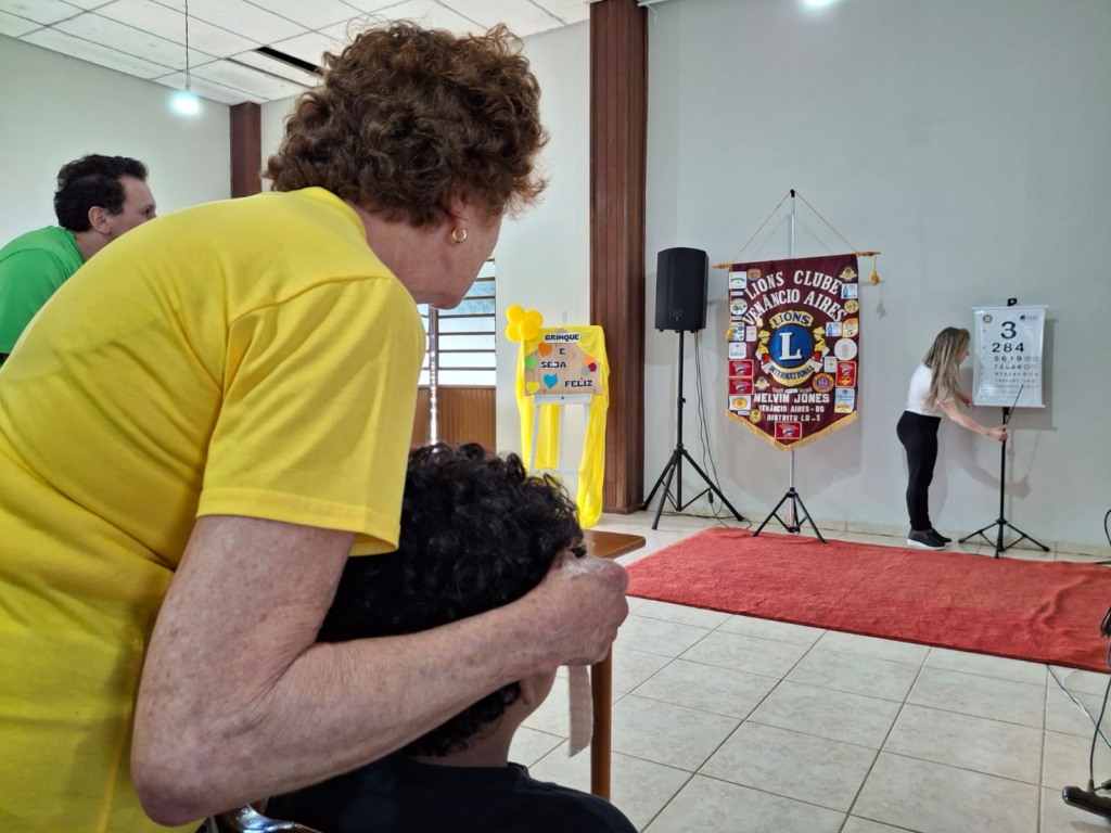 Lions Clube realiza mais de 2 mil testes de visão por ano em estudantes de Venâncio Aires (Foto: Alan Faleiro)