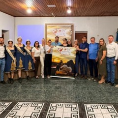 Autoridades, soberanas, empreendedores e convidados participaram do lançamento