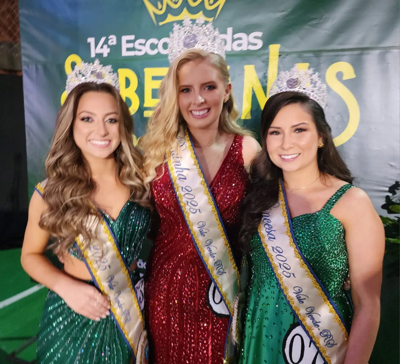 Corte foi eleita na noite deste sábado, 6. (Foto: Cláudio Froemming/Divulgação) Corte foi eleita na noite deste sábado, 6. (Foto: Cláudio Froemming/Divulgação)