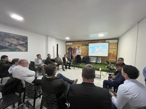 Reunião da Câmara Setorial da Cadeia Produtiva do Tabaco na Expointer (Foto: Eliana Stülp Kroth/Divulgação)

