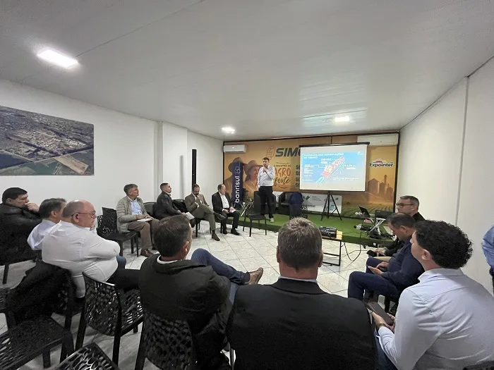 Reunião da Câmara Setorial da Cadeia Produtiva do Tabaco na Expointer (Foto: Eliana Stülp Kroth/Divulgação)
 Reunião da Câmara Setorial da Cadeia Produtiva do Tabaco na Expointer (Foto: Eliana Stülp Kroth/Divulgação)