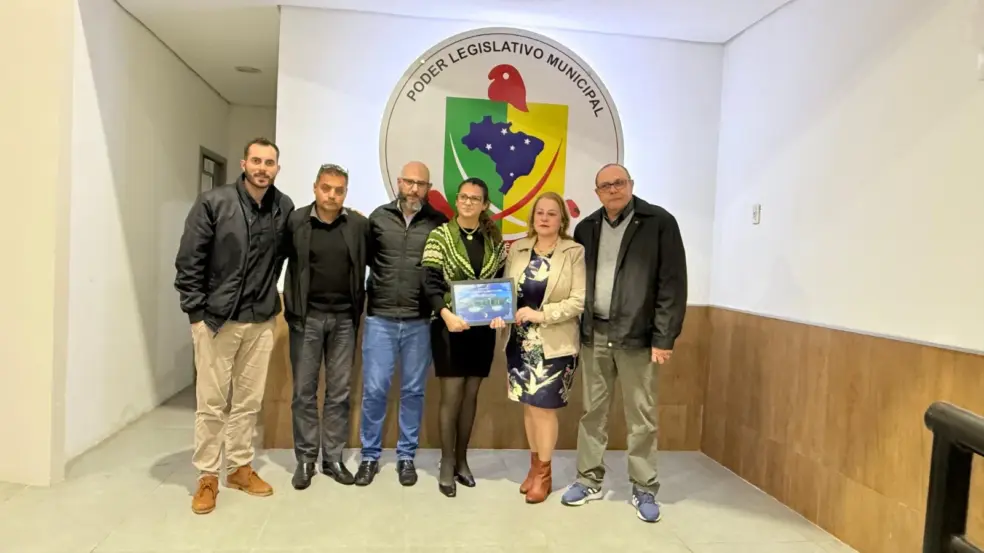 Familiares de Cíntia acompanharam a votação na sessão da noite desta segunda-feira, 8, na Câmara de Vereadores de Venâncio Aires (Foto: Fernanda Bergmann/AI Câmara)