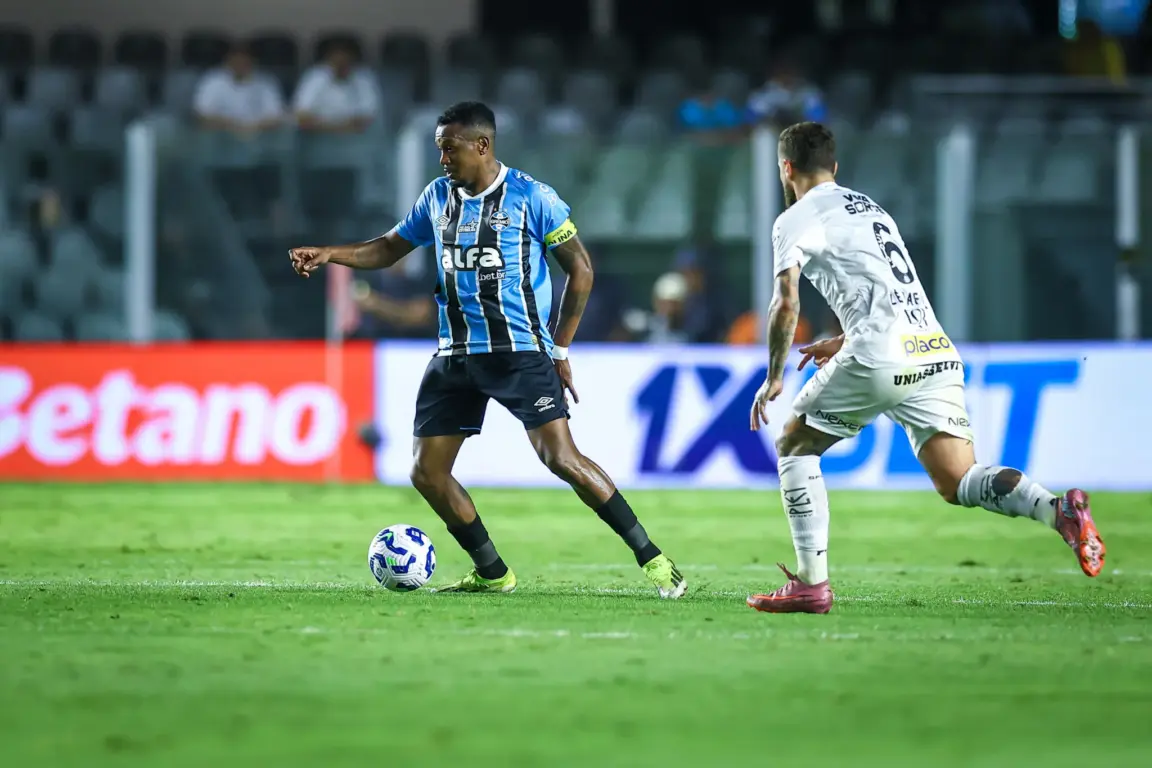Partida foi disputada em Santos (Foto: Lucas Uebel/AI Grêmio) Partida foi disputada em Santos (Foto: Lucas Uebel/AI Grêmio)