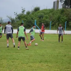 Treino na quarta-feira foi desenvolvido em Linha Travessa. (Foto: Roni Müller)