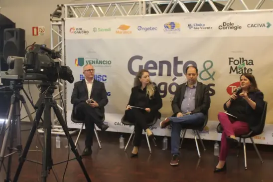 Painel mostrou a Unisc e a Univates além da sala de aulas