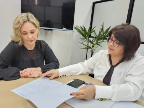 Procuradora-Geral do Município, Gisele Chitolina, e Secretária da Fazenda, Fabiana Keller, ressaltaram a importância do novo programa (Foto: Débora Kist/Folha do Mate)