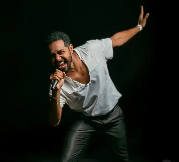 Lucas Brown quer seguir na carreira de cantor (Foto: Divulgação)