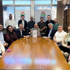Projeto federal foi anunciado por Afonso Motta na bancada do PDT da Assembleia Legislativa, nesta segunda, 13 (Foto: Assessoria de Imprensa Deputado Airton Artus)