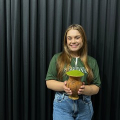 Stéfani é moradora do bairro Santa Tecla (Foto: Luana Weschenfelder/ Folha do Mate)