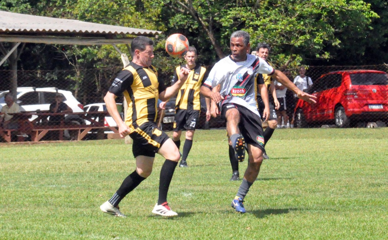 São Luiz abre a finalíssima da primeira edição da categoria Máster jogando como mandante em Vila Santa Emília. Não haverá cobrança de ingresso para o torcedor. Agora é o momento de apoiar a equipe local. (Foto: Elton de Andrade/Divulgação)
