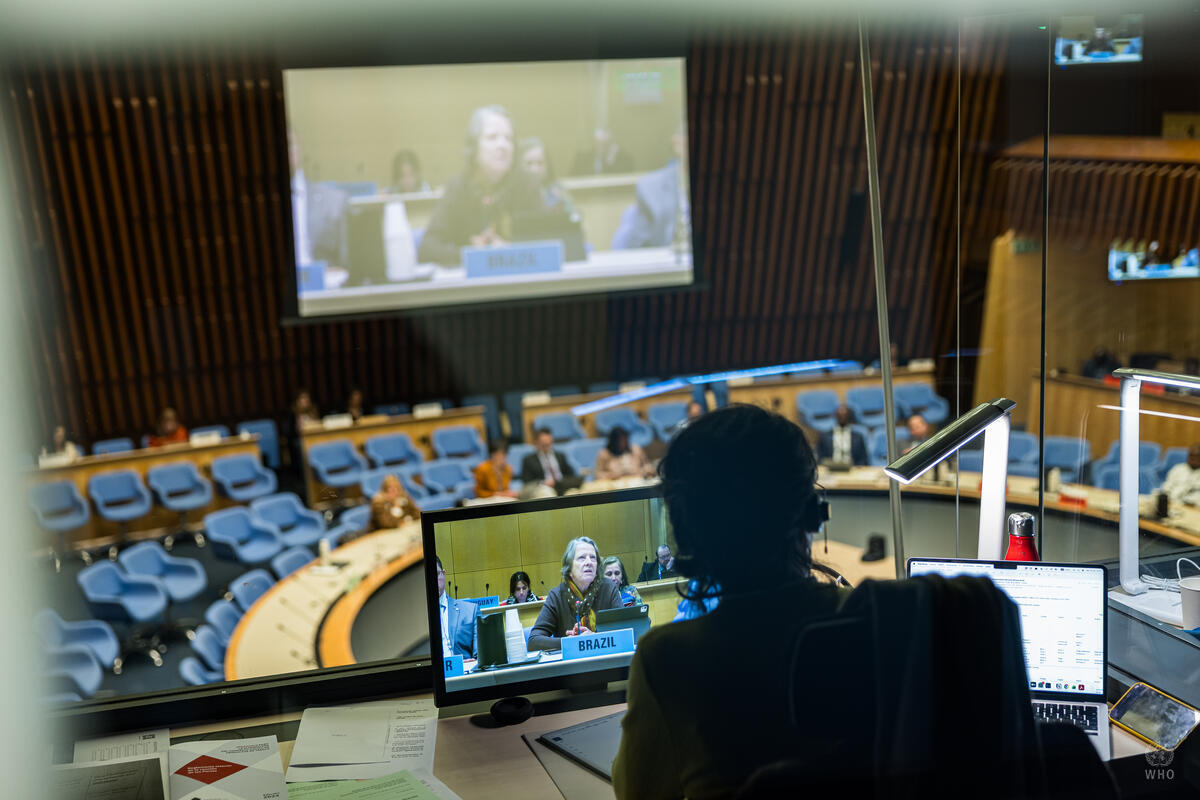 Brasil apresenta proposta na MOP 4 (Foto: OMS / FCTC / Pierre Albouy)