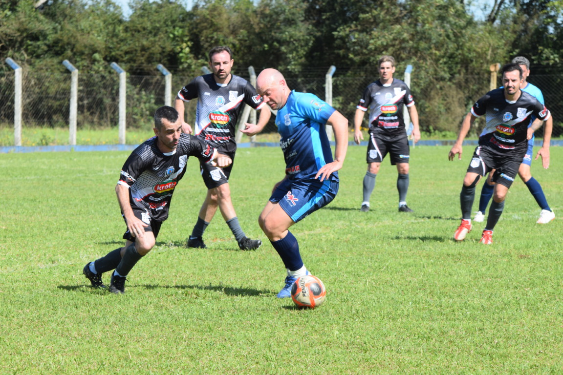 Time de Vila Santa Emília perdeu a oportunidade de chegar à terceira final consecutiva (Foto: Roni Müller) Time de Vila Santa Emília perdeu a oportunidade de chegar à terceira final consecutiva (Foto: Roni Müller)