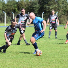 Time de Vila Santa Emília perdeu a oportunidade de chegar à terceira final consecutiva (Foto: Roni Müller)