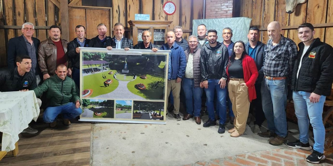 Brum foi recebido por autoridades locais e representantes da Associação Nossa Senhora Aparecida