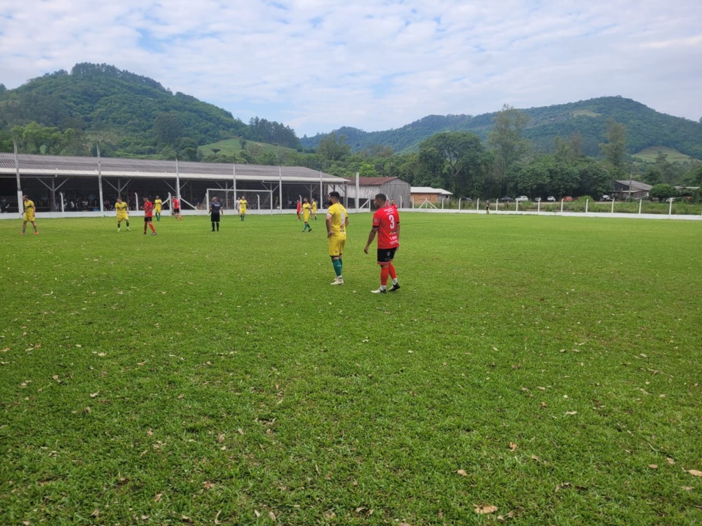 Terra FM transmitiu confronto em Linha Santana (Foto: Felipe Rosa/Terra FM)