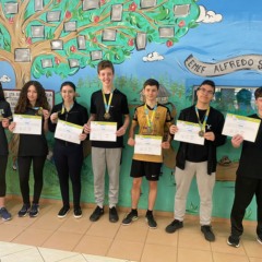 Sete alunos receberam medalhas de bronze (Foto: Júlia Brandenburg/Folha do Mate)