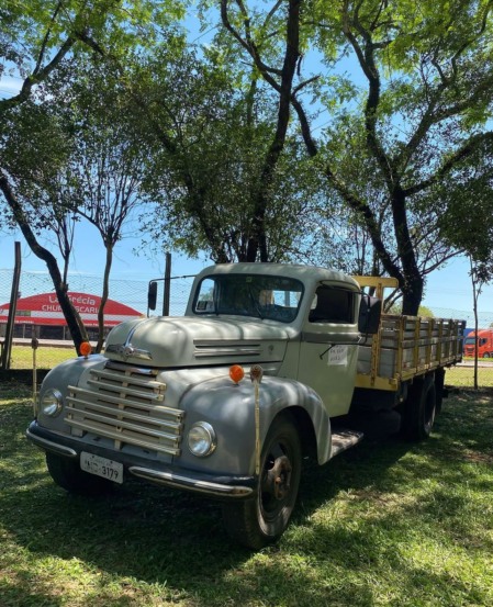 Veículos antigos estarão em exposição na Sede dos Motoristas (Foto: Divulgação)