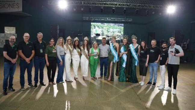 Comitiva de Venâncio avalia participação na Festa de la Yerba Mate, na Argentina
